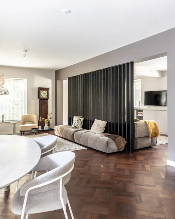 Tijdloze klassieke woonstijl in woonkamer