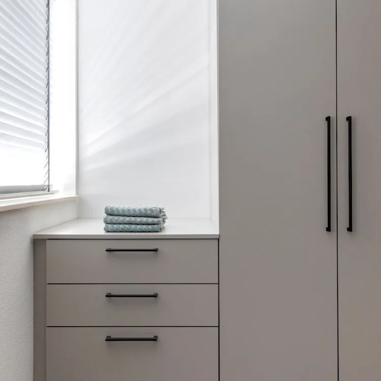 Kast op maat bij Aanhuis