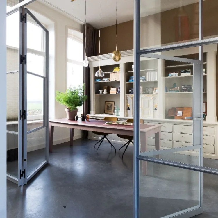 Modern strakke woonstijl in Nieuwveen